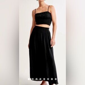 Abercrombie & Fitch Crinkle Textured Maxi Skirt Size M
